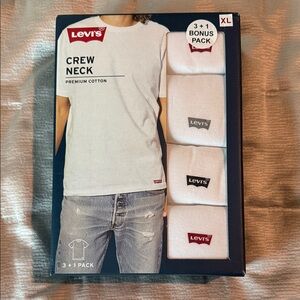 Levi's Premium Cotton White Crew Neck T-Shirt Pack